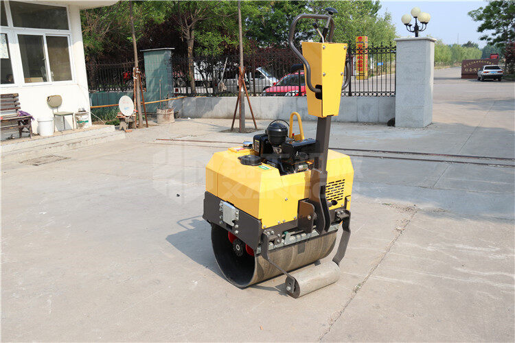 引起小型壓路機(jī)價(jià)格不穩(wěn)定的原因是什么原因呢？